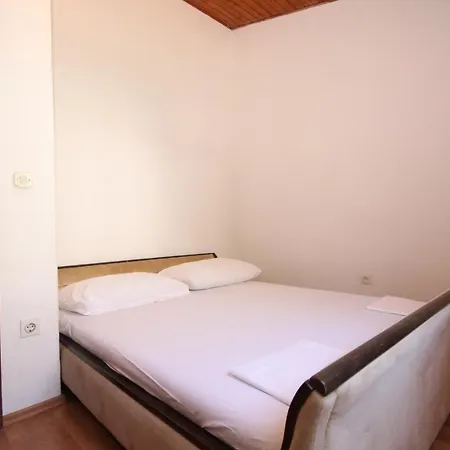 Apartamento With Parking Space - 6791 Makarska
